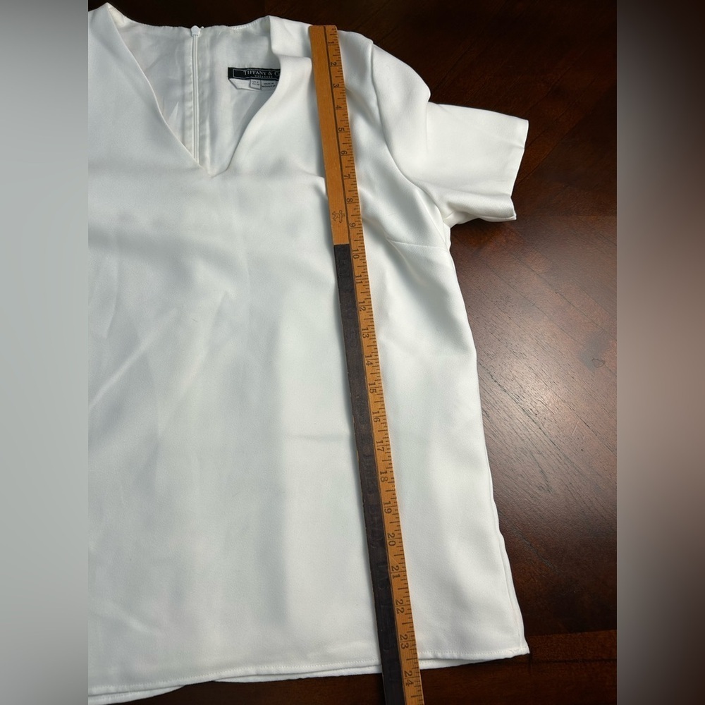 Tiffany & Co. White Blouse size 6 - Picture 4 of 7